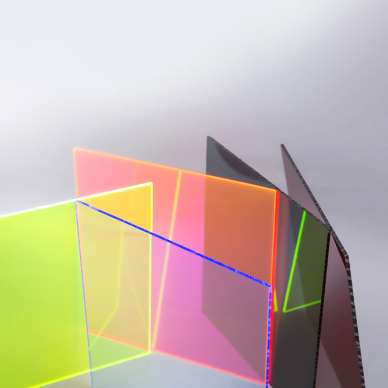 Doorzichtig kleurrijk acrylblad